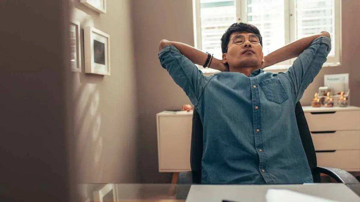 Entrepreneur meditating on conscious business and sustainability - The Inspiration Space